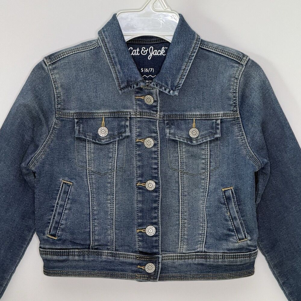 CAT & JACK Denim Jacket Girl's Small 6/7 Blue Jean Coat Outerwear Pockets Retro